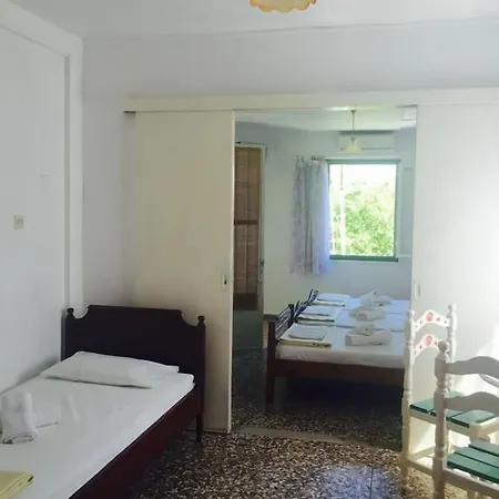 Meroulas Megali Ammos (Skiathos)