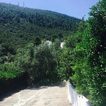 Meroulas Megali Ammos (Skiathos)